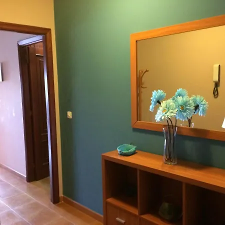 - 1 Bedroom With Sea Views - 00582